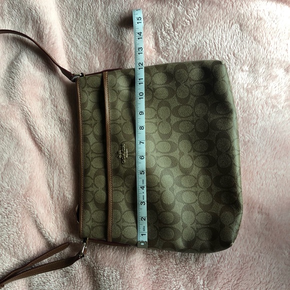 Coach File Crossbody in Signature Canvas Purse - Picture 10 of 11